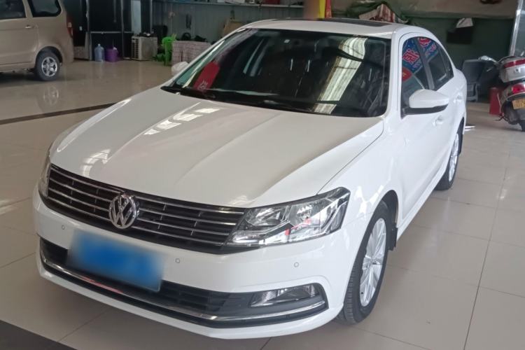 Used Volkswagen Lavida 2015 1.6L Automatic Comfort Edition