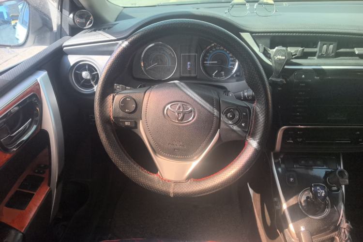 Used Toyota Corolla 2017 Revised Dual-Engine 1.8L E-CVT Leading Edition