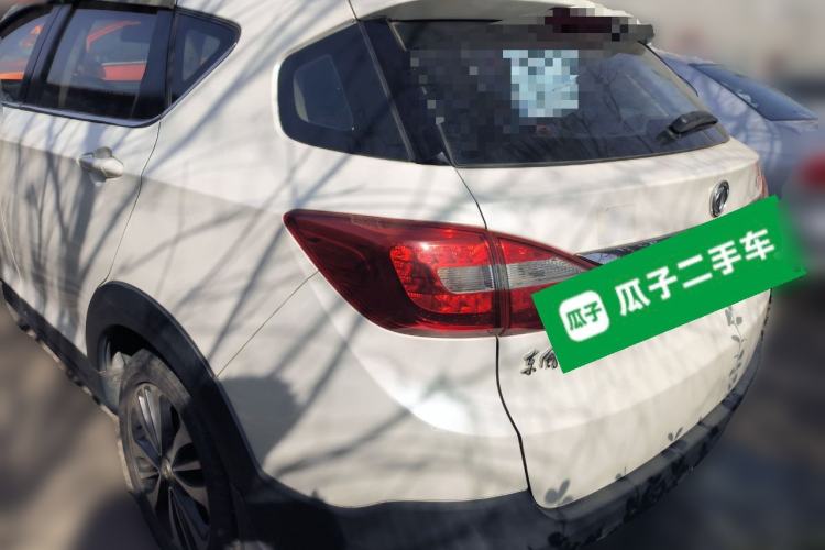 Used Dongfeng Aeolus AX3 2016 1.5L Automatic ZhiKu Model