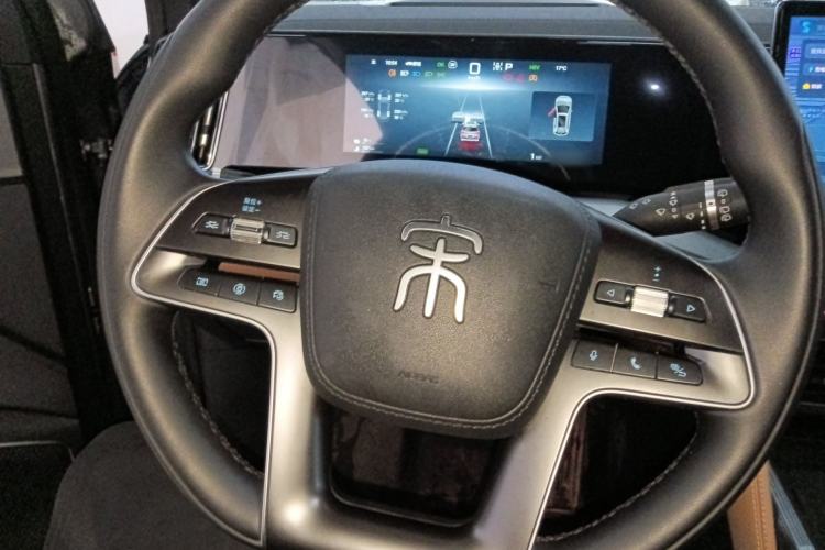 Used BYD Song L DM-i 2024 112 km Beyond Edition Steering Wheel