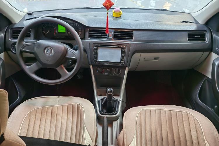 Used Skoda Rapid 2013 1.6L Manual Smart Selection Model