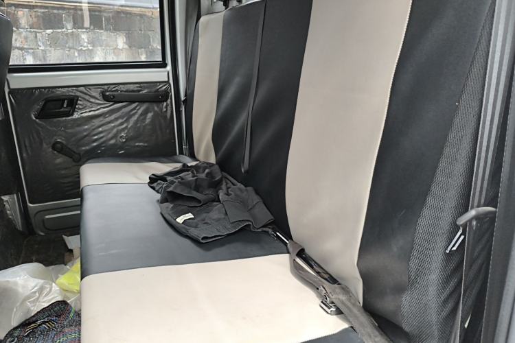 Used Wuling Rongguang New Truck 2023 1.5L Double-Cab Basic Version LAR Left Rear Seat