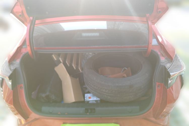 Used Dongfeng Aeolus Yixuan 2021 230T Automatic Hunter Edition Trunk