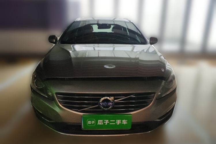 Used Volvo V60 2014 T5 Zhiyi Edition