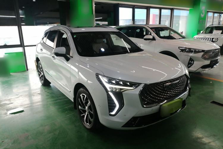 Used Haval JOLION 2021 1.5T Automatic Four-Door Version Front Right 45 Deg