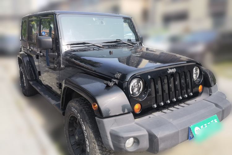 Used Jeep Wrangler 2014 3.0L Sahara Four-Door Edition