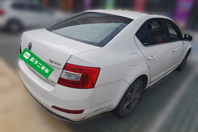 Used Skoda Octavia 2016 1.6L Automatic Smart Drive Edition Rear Right 45 Deg