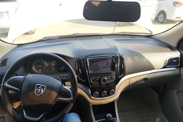 Used Baojun 730 2016 1.5L Manual Value Edition 7 Seats China V Emission Standard