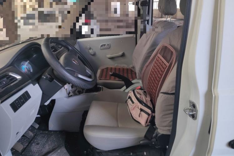 Used Jinbei Hiace X30 2024 1.5L Champion Edition Passenger Vehicle 5/6/7 Seats Left Front Seat