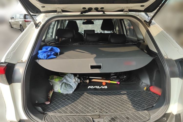 Used Toyota RAV4 2020 2.0L CVT Two-Wheel Drive Fashion PLUS Edition
