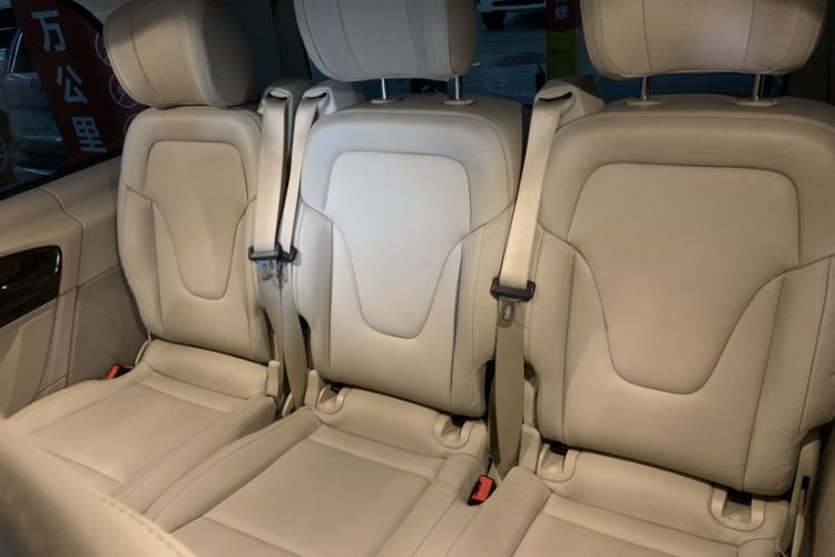 Used Mercedes-Benz V-Class 2016 V 260 Avantgarde Edition
