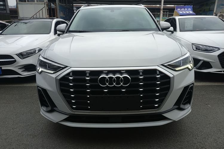 Used Audi Q3 2019 35 TFSI Fashion Dynamic Model