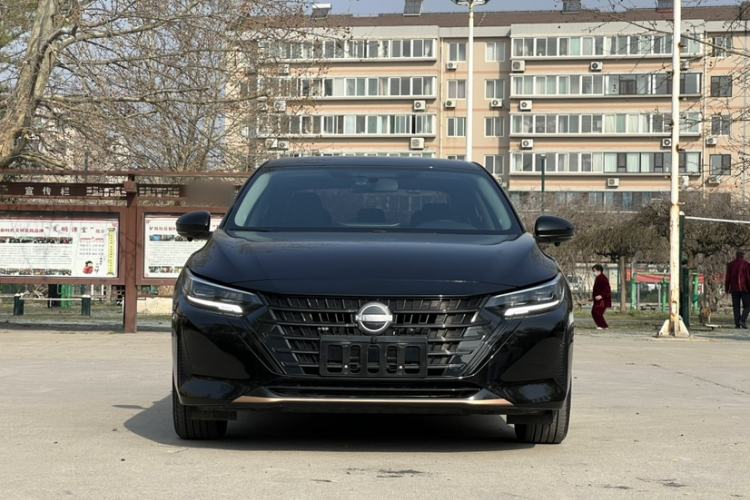 Used Nissan Sylphy 2023 1.6L CVT Black Gold Edition Exterior 4