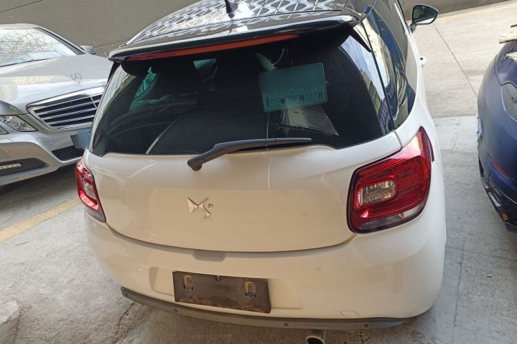 Used DS 3 2012 1.6L Supreme Edition
