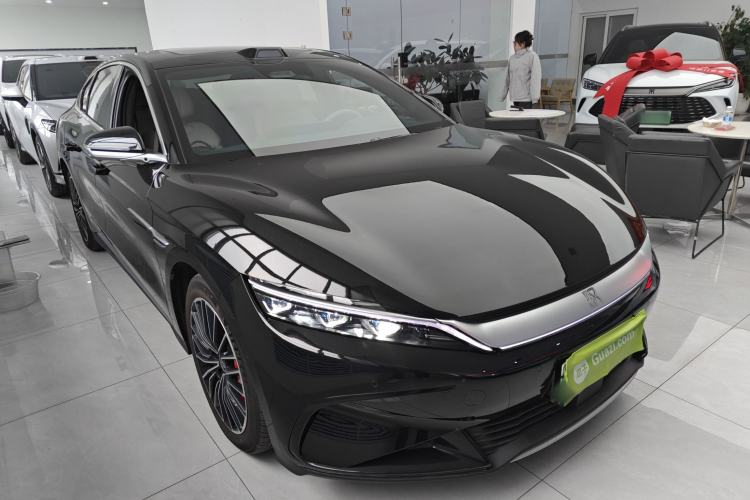 Used BYD Han 2025 EV with 701 km of Laser Radar-Enabled Intelligent Driving
