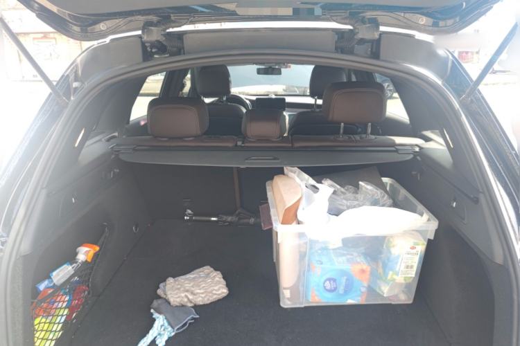 Used Mercedes-Benz GLC 2022 Refreshed GLC 300 L 4MATIC Dynamic Edition
