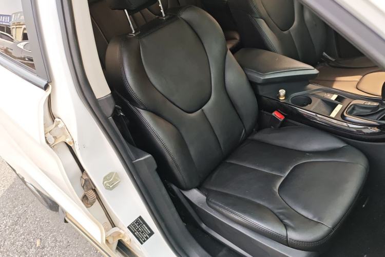 Used JMC Yusheng S330 2016 1.5L GTDi Automatic Two-Wheel Drive Comfort Edition Right Front Seat