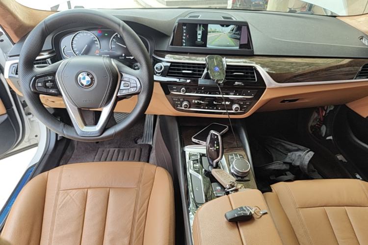 Used BMW 5 Series 2018 528Li Launch Special Edition Center Console