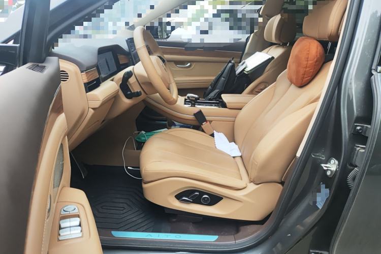 Used Hima AITO M7 2024 1.5T Rear-Drive Plus Version 6 Seats Left Front Seat