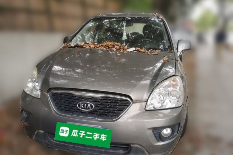 Used Kia Carens 2011 2.0L 5-Seater Automatic Standard Edition