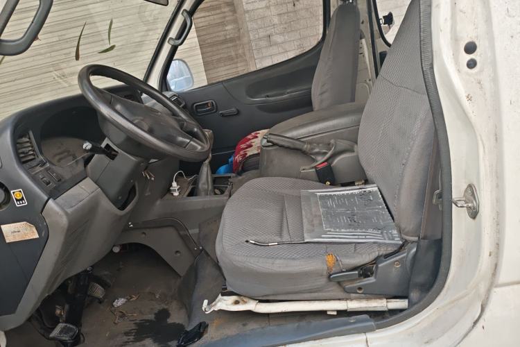 Used Jinbei Hiace 2011 2.0L 5th Generation Kuaiyunwang Standard Version 4G19
