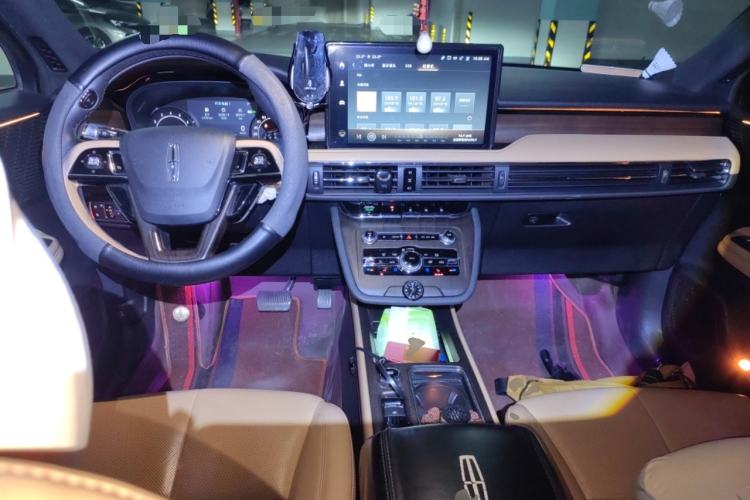 Used Lincoln Corsair 2021 2.0T Two-Wheel-Drive Luxury Edition