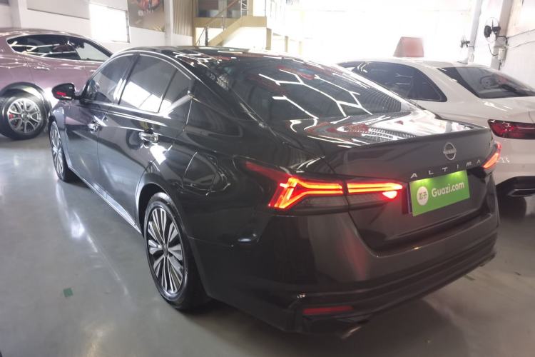 Used Nissan Teana 2022 2.0L XL-TLS Enjoyment Edition
