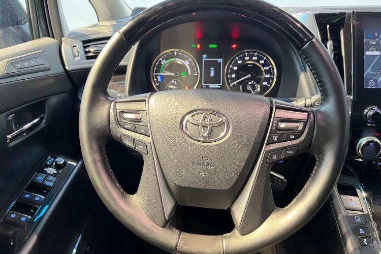 Used Toyota Vellfire 2020 Dual-Engine 2.5L HV Luxury Edition Interior 1