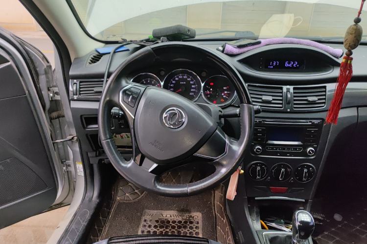 Used Dongfeng Aeolus H30 2013 CROSS 1.6L Manual Luxury Model
