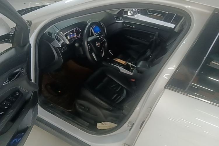 Used Cadillac SRX 2013 3.0L Comfort Model
