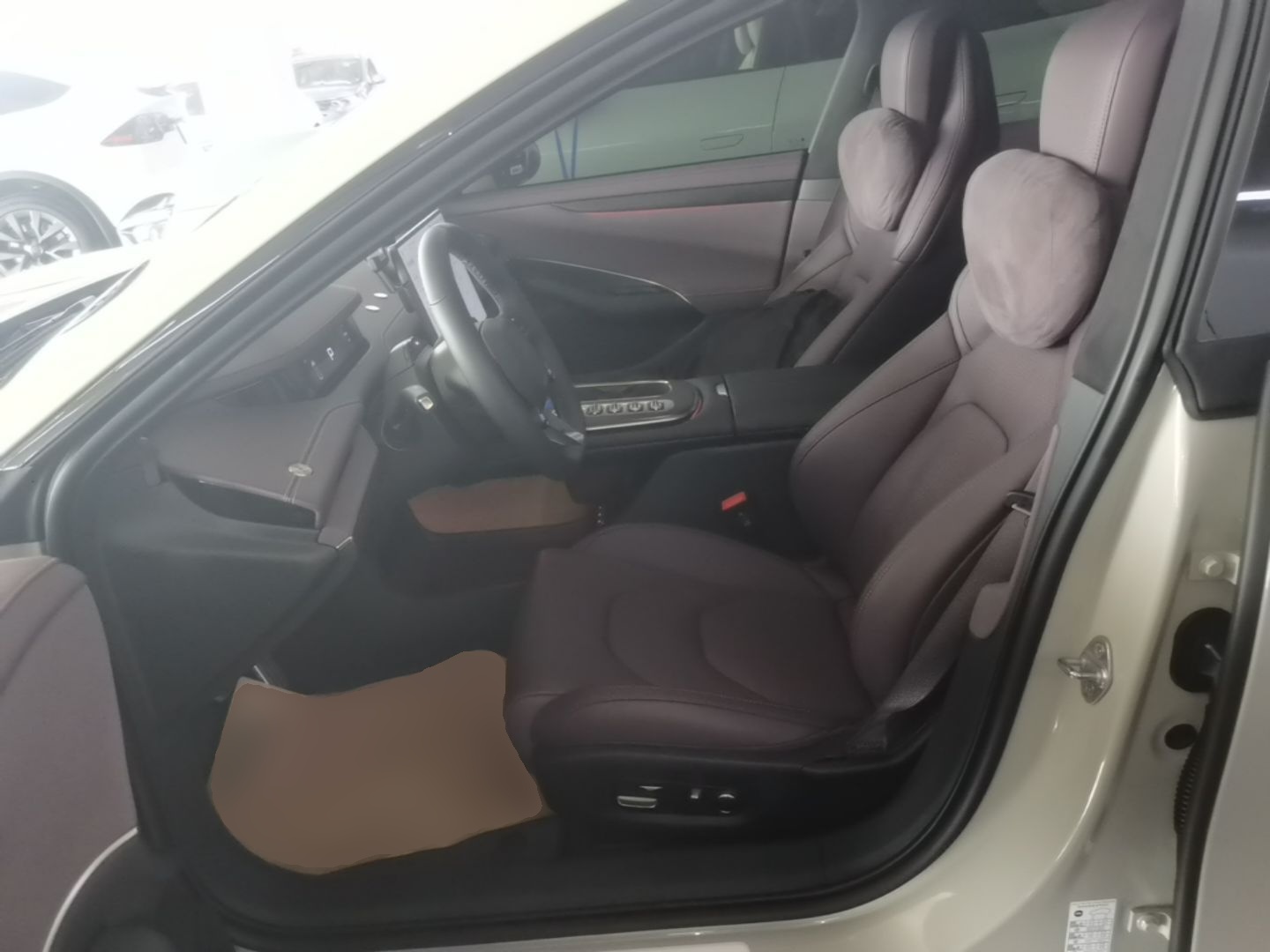Xiaomi Auto SU7 2024 Four-Wheel Drive Ultra-Long Range Advanced Intelligent Driving Max Edition — снимка 17