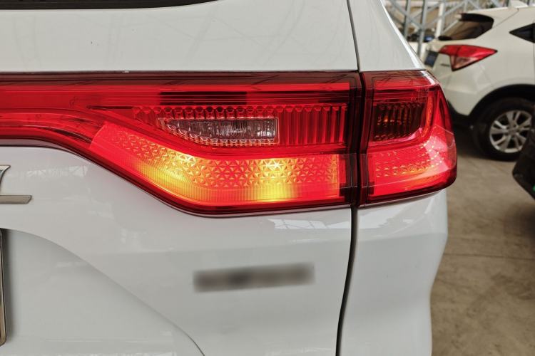 Used Haval M6 2021 PLUS 1.5T DCT Elite Smart Connectivity Model
