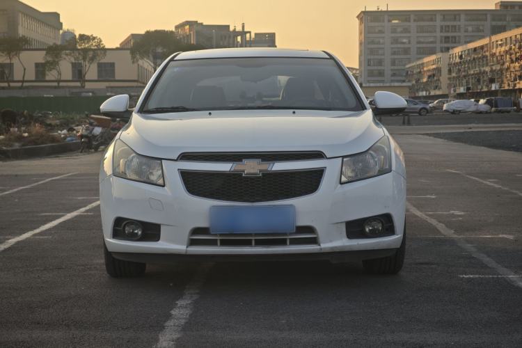 Used Chevrolet Cruze 2013 Hatchback 1.6L Automatic Luxury Model
