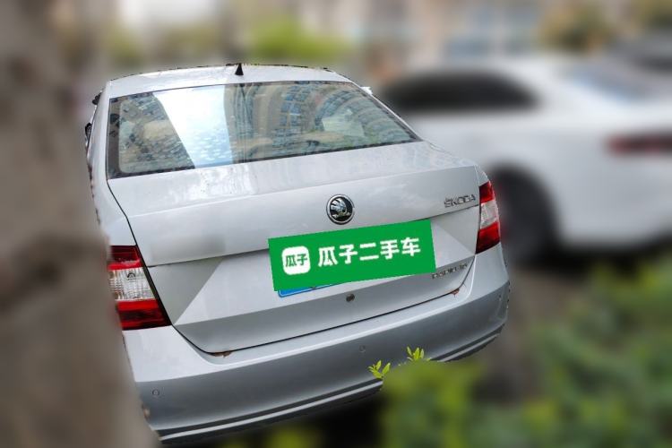 Used Skoda Rapid 2013 1.6L Manual Smart Selection Model
