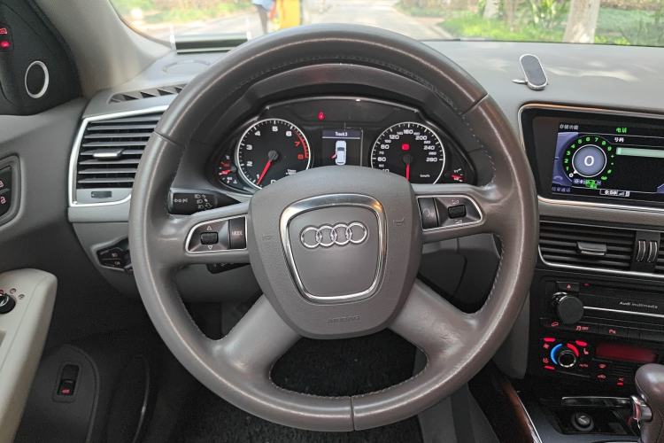 Used Audi Q5 2012 2.0TFSI Comfort Version
