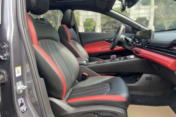 Used GAC Trumpchi EMPOW 2021 270T DCT J16 Version