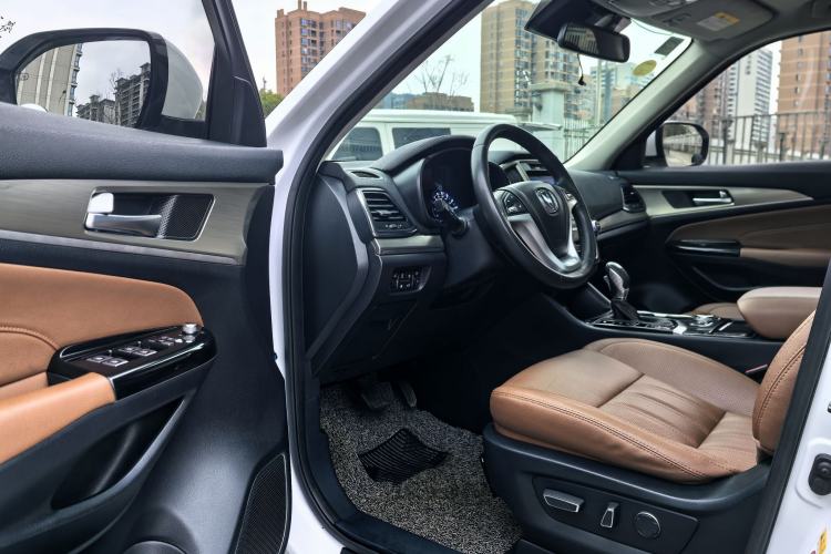 Used CHANGAN CS95 2017 2.0T Two-Wheel Drive Zhituo Edition