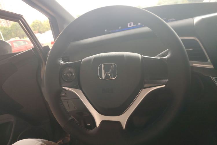 Used Honda Jade 2017 1.8L Automatic Classic Edition 5 seats
