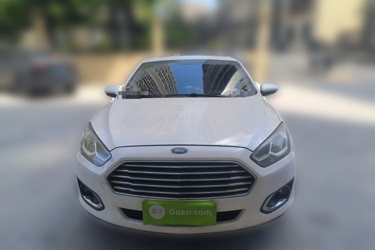 Used Ford Escort 2015 1.5L Automatic Fashion Model