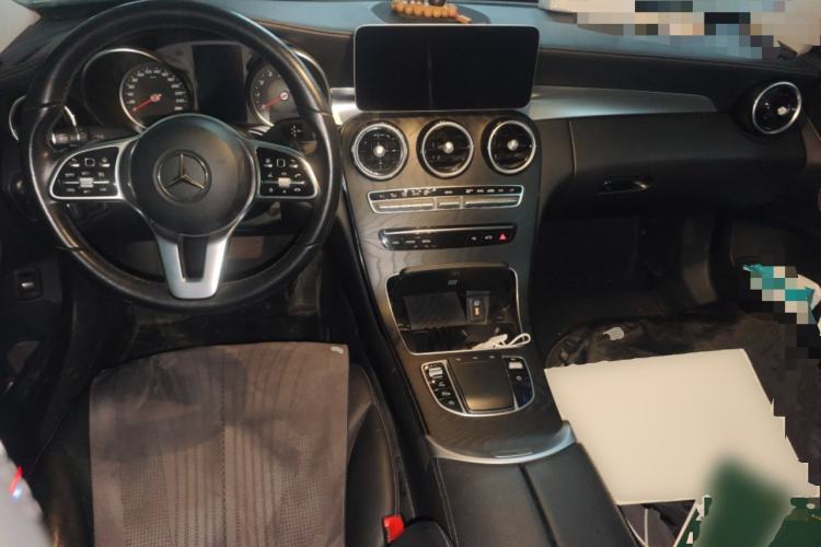 Used Mercedes-Benz C-Class 2019 C 260 L Sport Edition Center Console