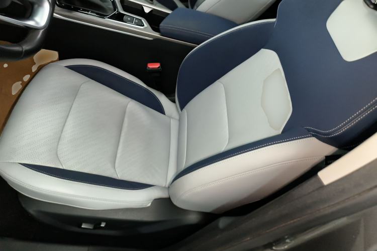 Used Geely Auto Emgrand 2022 4th Generation 1.5L CVT Flagship Model
