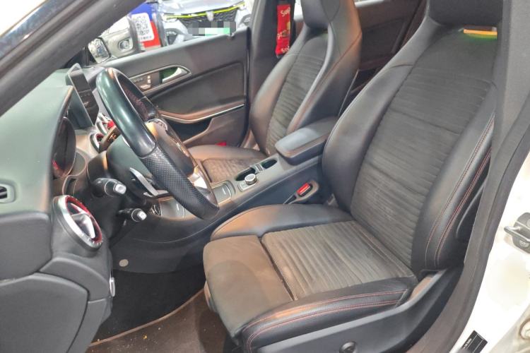 Used Mercedes-Benz CLA 2018 CLA 220 4MATIC
