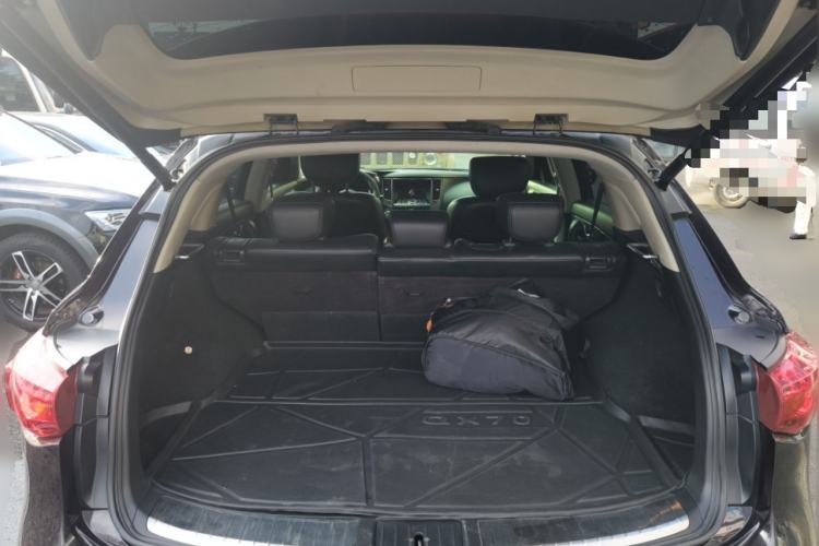 Used Infiniti FX 2011 FX35 Supreme Edition
