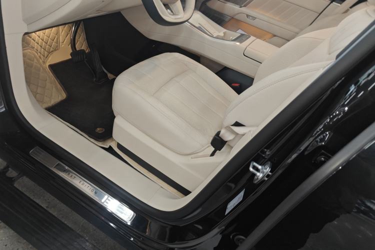 Used ONVO Luxeed L90 2025 Model—Max Six-Seater Version