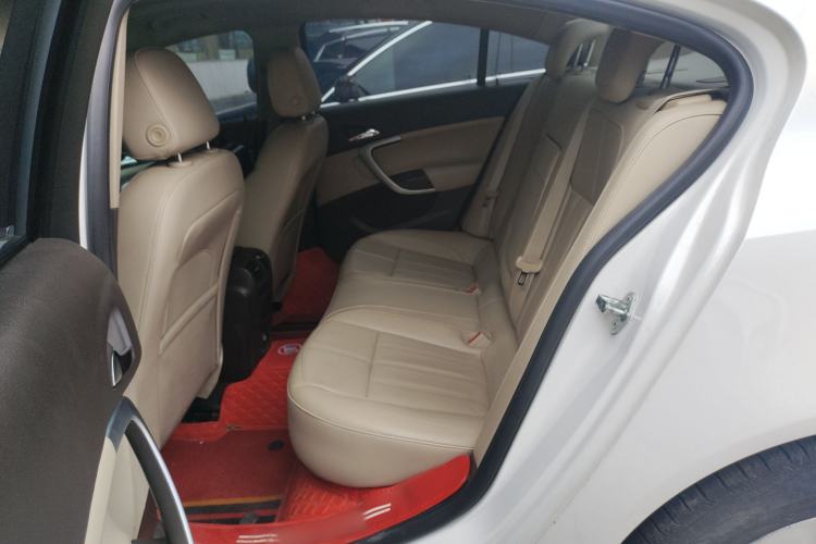 Used Buick Regal 2015 2.0L Elite Fashion Edition Left Rear Seat