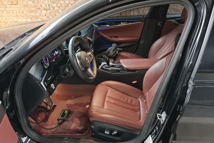 Used BMW 5 Series 2019 Facelifted 530Li xDrive M Sport Package
