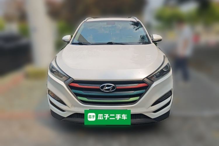 Used Hyundai Tucson 2015 1.6T Dual-Clutch Two-Wheel-Drive Smart Model Front