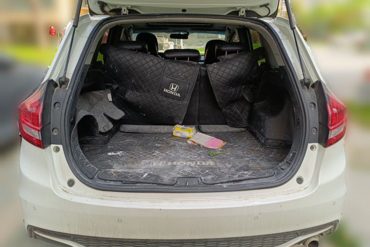 Used Honda Jade 2017 1.8L automatic Comfort version 5 seats
