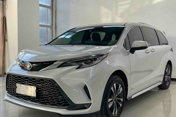 Used Toyota Granvia 2024 2.5L Hybrid Prestige PLUS Four-Wheel Drive Version Exterior 3