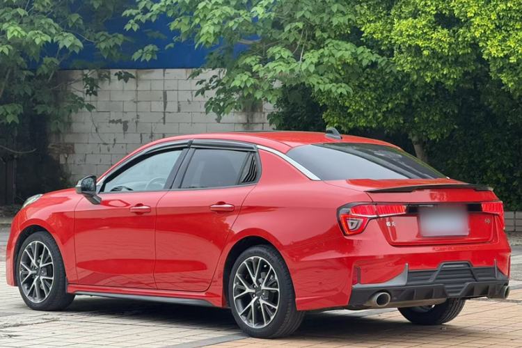 Used Lynk & Co 03 2019 1.5TD DCT JingPro Edition China VI Standard Exterior 2